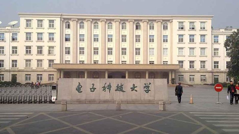 工业连接器接头规格参数，如何精准解读与选型？**